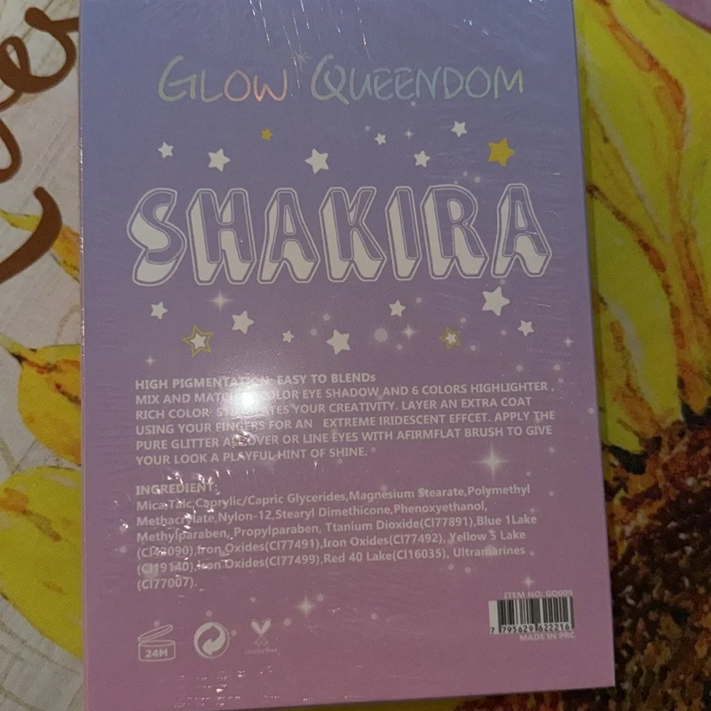 Karol G & Shakira 78 colors eyeshadow &‎ blush palette